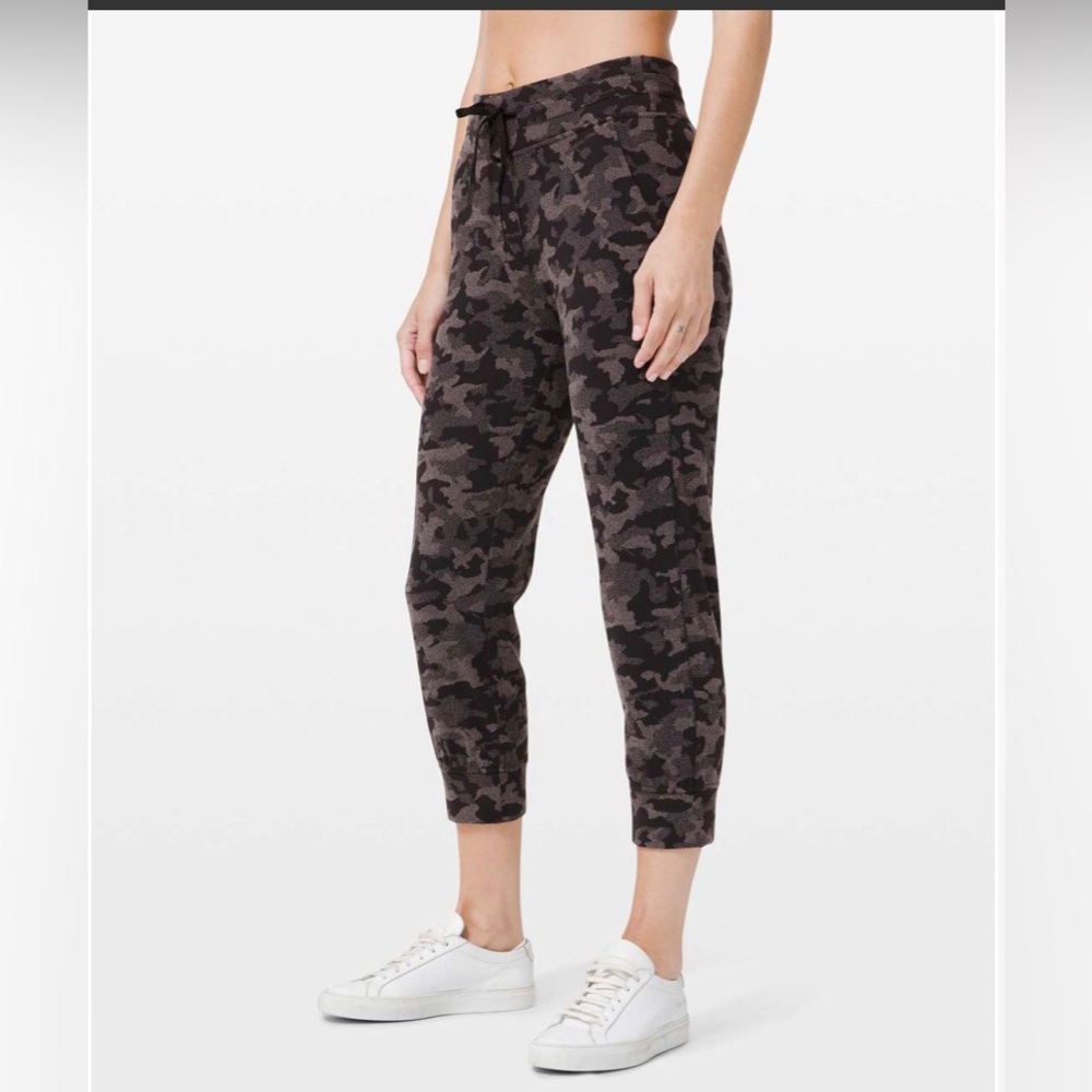 Lululemon Ready to Rulu Jogger Crop Heritage Camo Jacquard Black Lunar Rock S-4